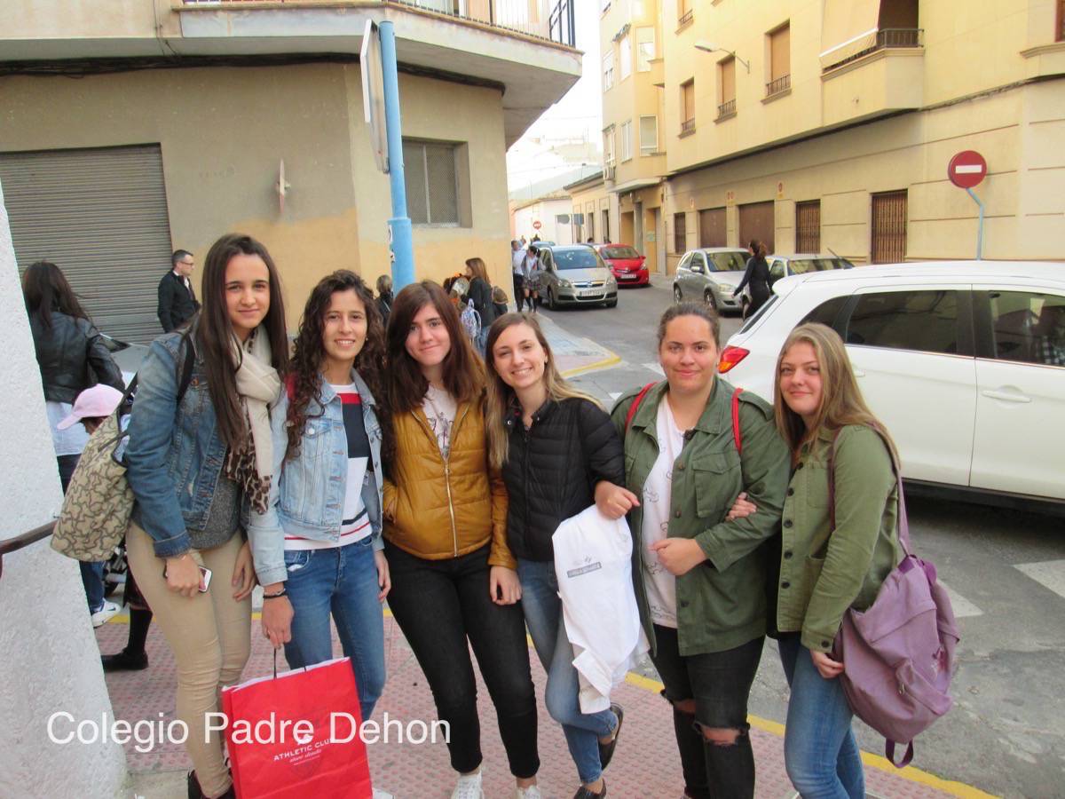 Alumnos 2 BACH Quimica Visita La UMH