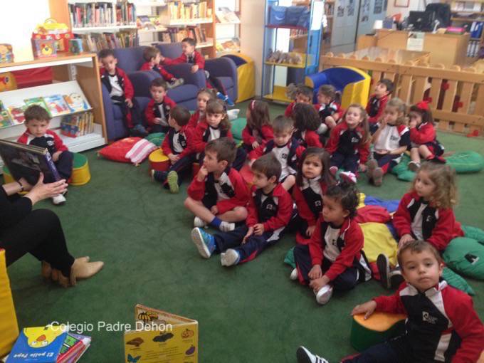 08 Alumnos De 1 Infantil Visitan La Ludoteca