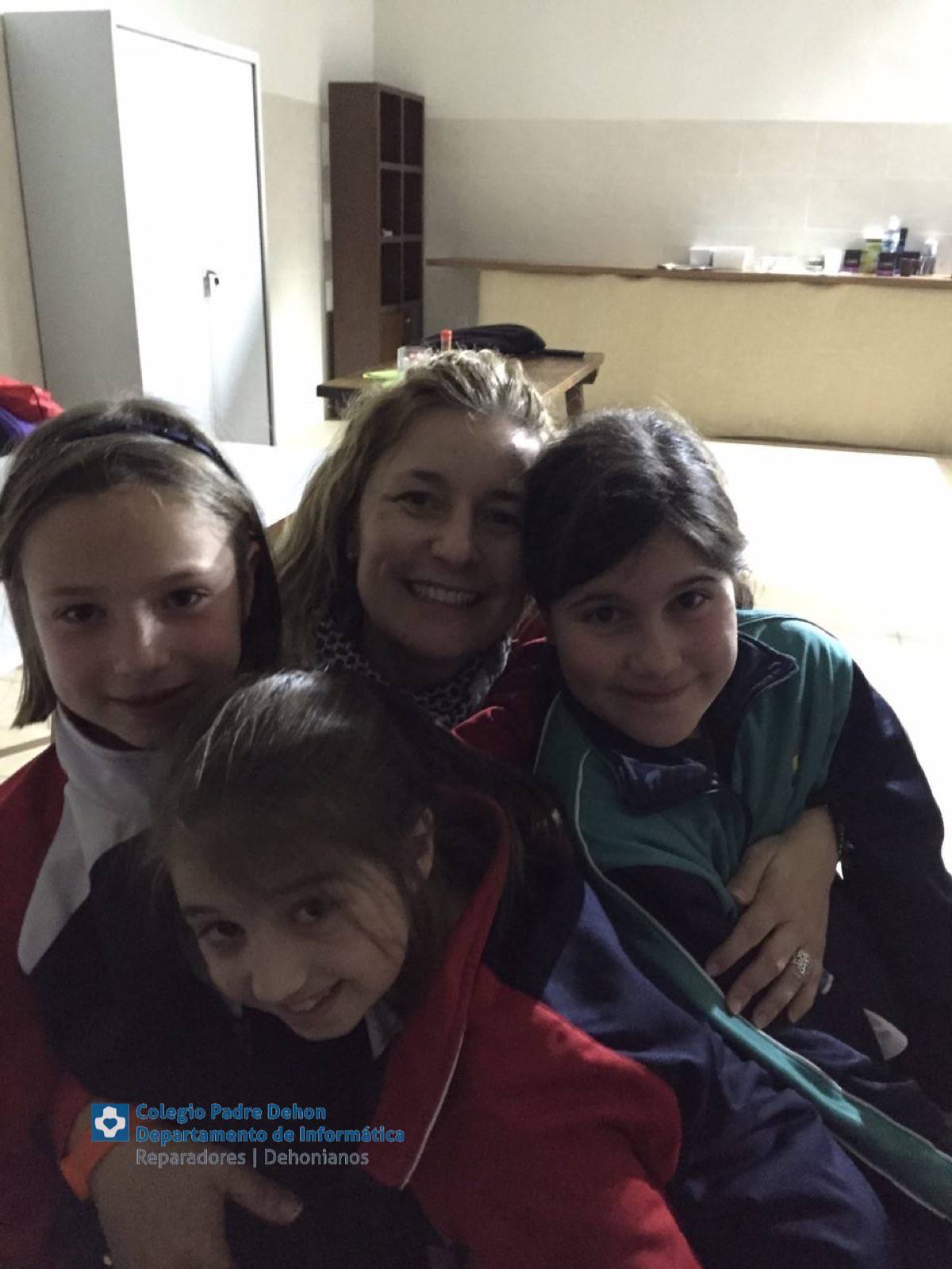 Photo919399636348807207