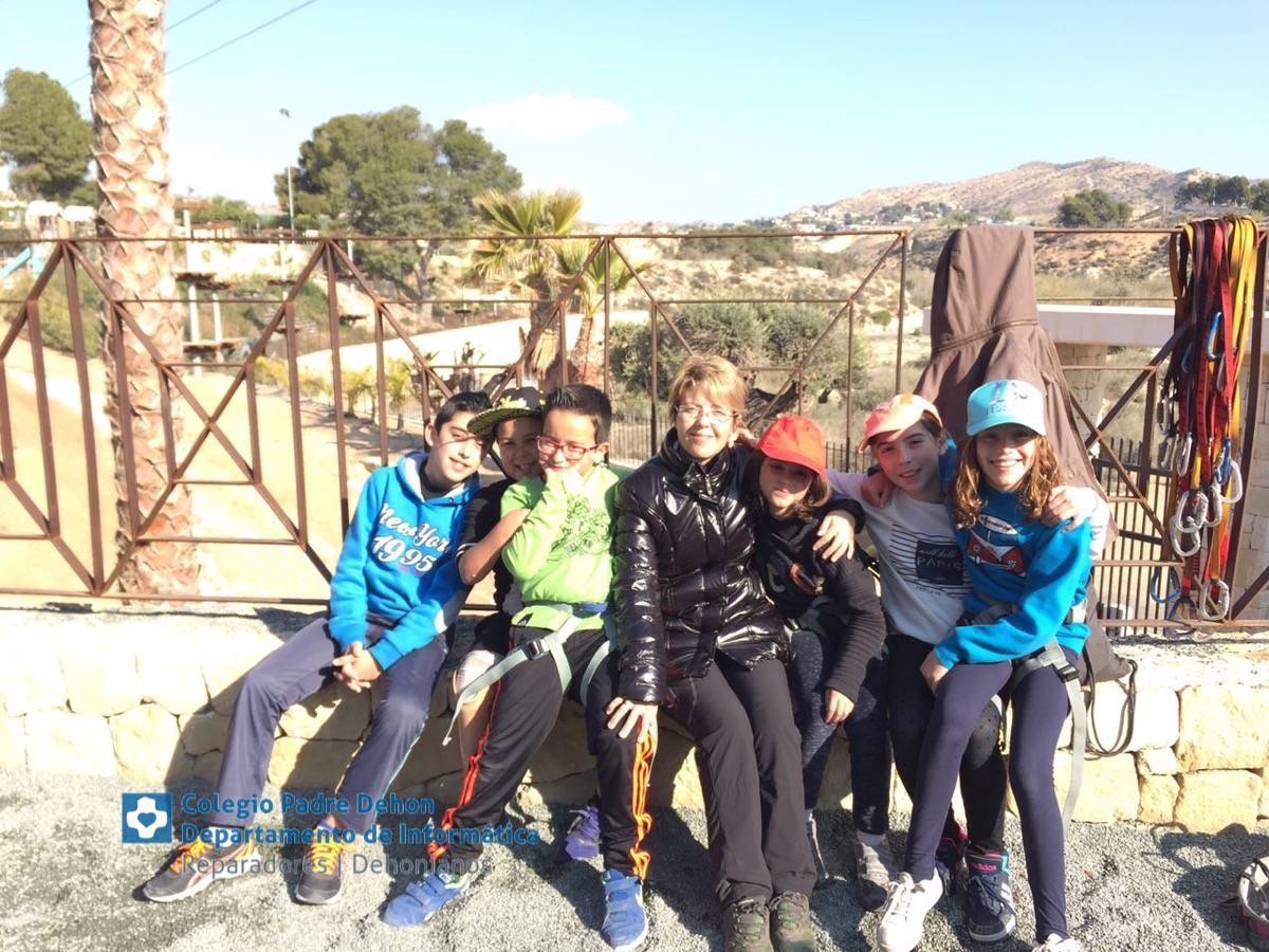 Photo919399636348807226