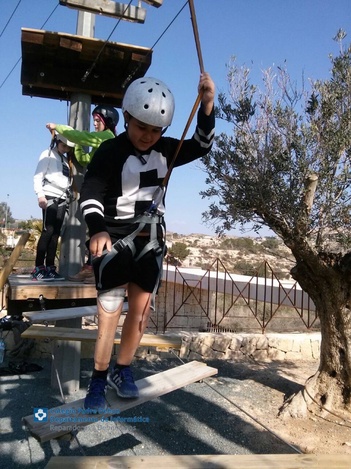 Photo938017469173442556