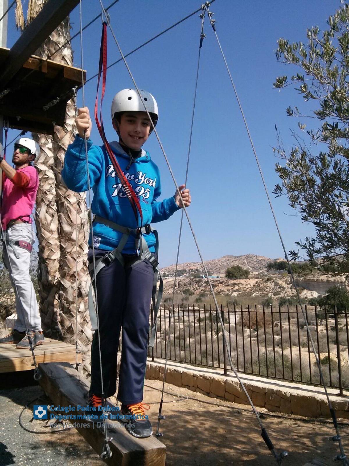 Photo938017469173442566