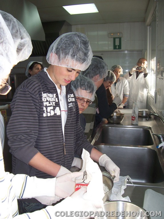 Cocina colegial 2008 00021