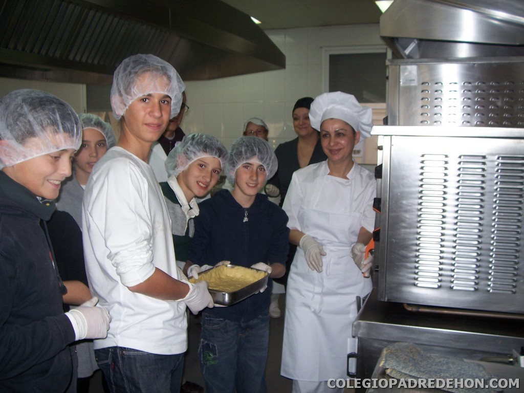Cocina colegial 2008 00029